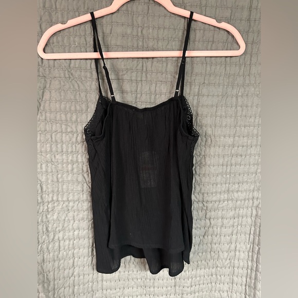 Blank lace Tank top - Picture 2 of 4